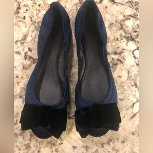 Tory Burch navy flats 10.5